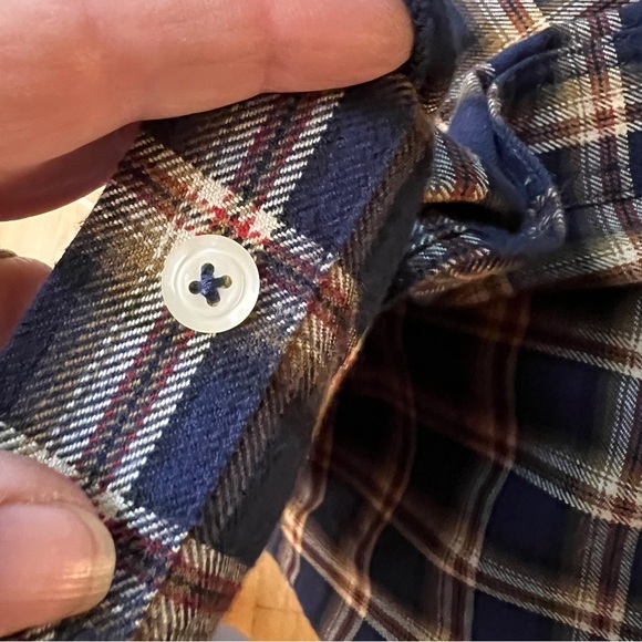 PENDLETON BURNSIDE Cotton Long Sleeve Button Down Shirt w/2 Flap Pickets. Medium - Picture 2 of 10